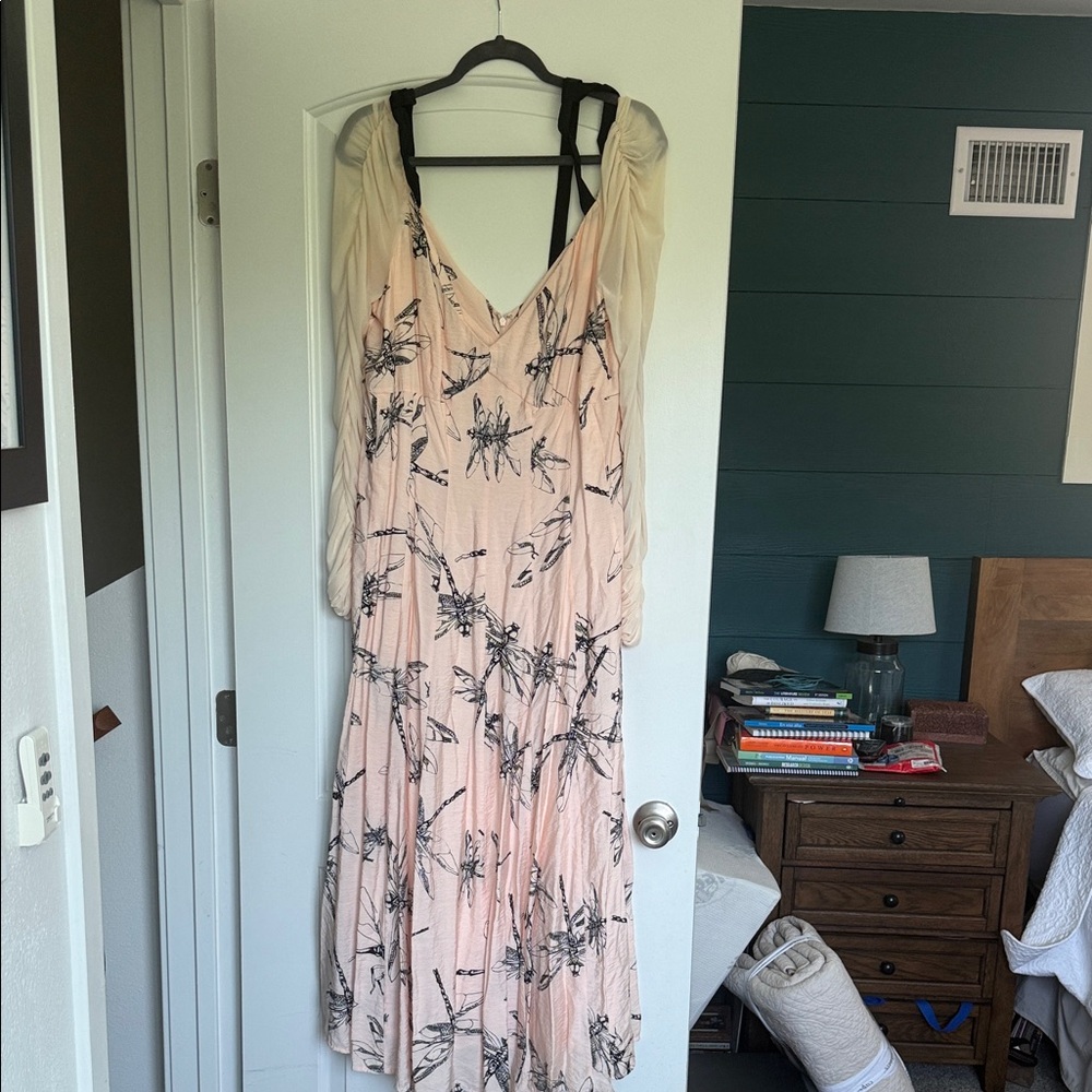Anthropologie Peach and Black Long Sleeve Dress